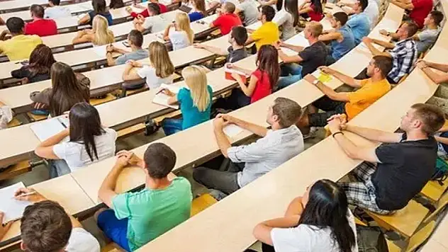 'En iyi 1000 üniversite' listesinde Türkiye'den 17 okul! Birisi Konya'dan...