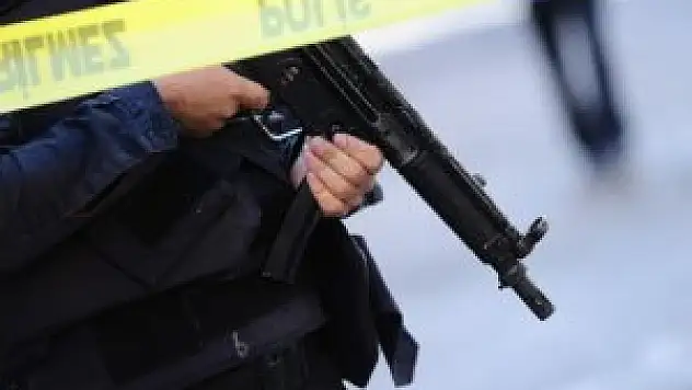 Polise silahlı saldırı yapılan araçtan eroin çıktı