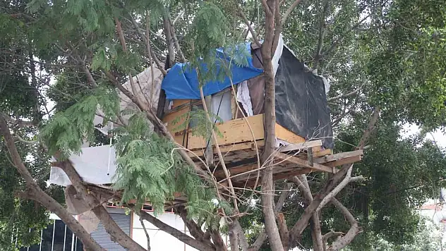 Bu evi gören dönüp bir daha bakıyor