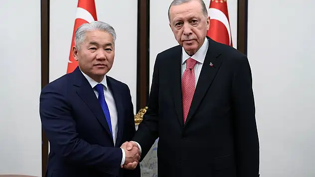 Cumhurbaşkanı Erdoğan, Moğolistan Millî Güvenlik Konseyi Sekreteri Enkhbayar'ı kabul etti