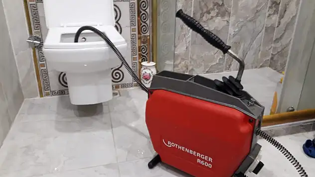 Modern ve Hızlı Tuvalet Tıkanıklığı Açma Hizmetimizle Sorunsuz Temizlik!