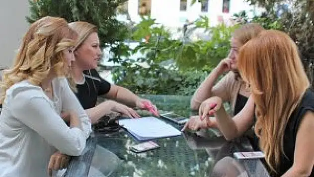 'Pratik kadınlar'dan internet sitesi