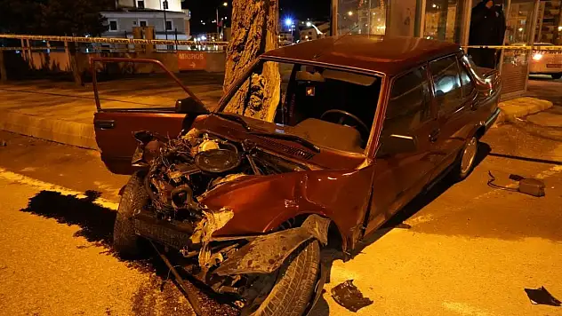Bayburt'ta trafik kazası: Genç Umut hayatını kaybetti, 1 ağır yaralı