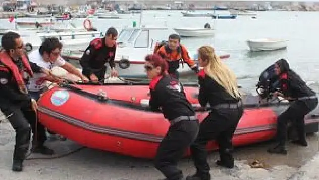 Yasak olan bölgede denize giren genç boğuldu