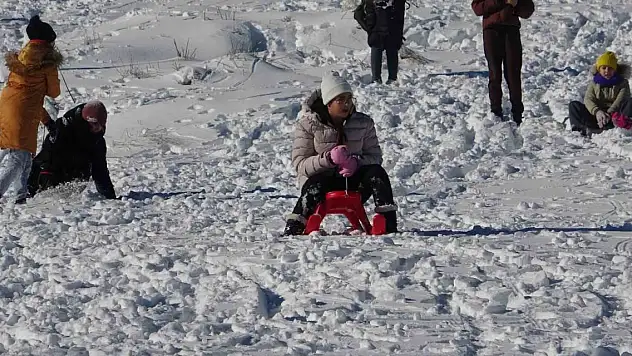 Uludağ'da günlük kayak maliyeti şok ediyor!