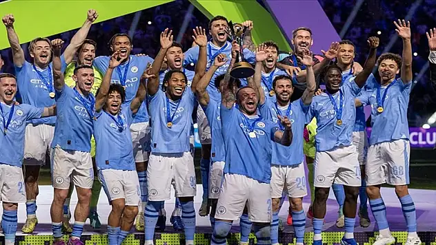 24 yıl sonra aynı başarı... İngiliz takımı 2023'e damga vurdu