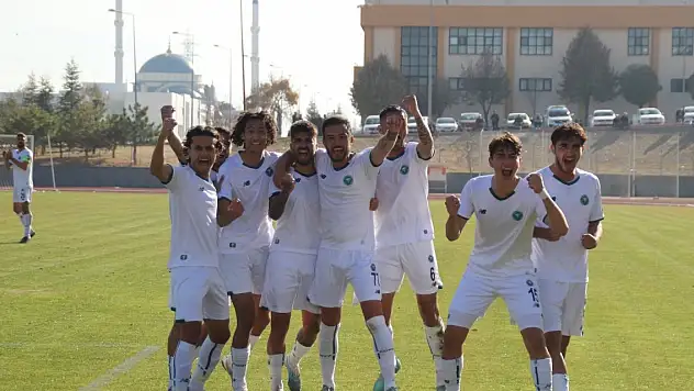 1922 Konyaspor'da transfer çalışması