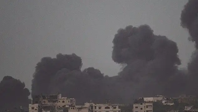 İsrail hastane yakınını bombaladı: 18 ölü