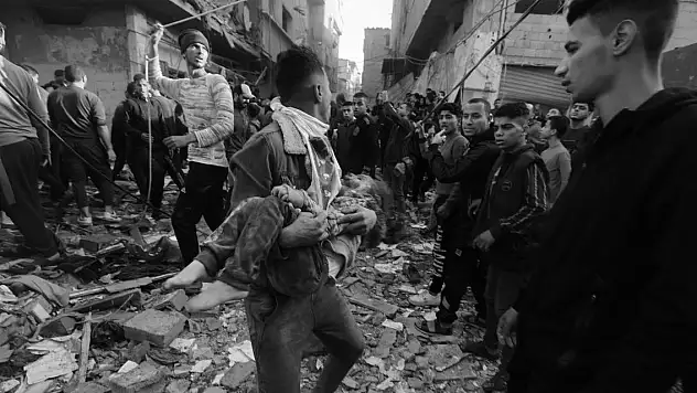 Dünya uyanıyor: İsrail'e soykırım davası açıldı