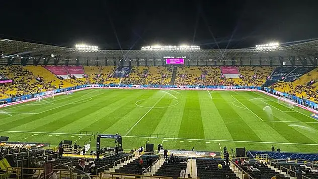 Çöldeki derbi... Avrupa geniş yer verdi!