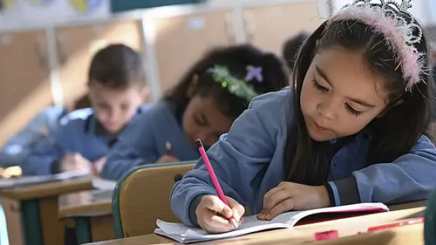 Okullarda ilk ara tatil için son ders zili yarın çalacak
