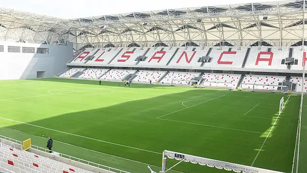 Altay  borçları yüzünden davalık oldu!