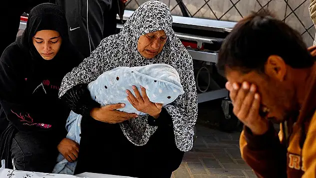 İsrail, 7 Ekim'den bu yana Gazze'de günde 181 kadın ve çocuk öldürdü