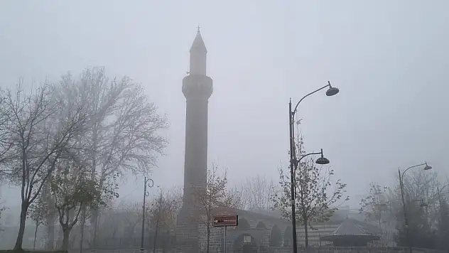 Sis etkili oldu, uçak seferleri aksadı