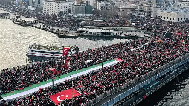 Galata'daki tarihi yürüyüş dünya basınında! İsrailli gazete protestoları böyle duyurdu