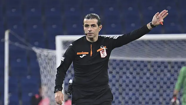 Son dakika! Mete Kalkavan hakemliği bıraktı