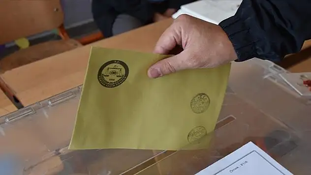 İlçe seçim kurullarında görev alacak parti üyelerini ilgilendiren karar Resmi Gazete'de