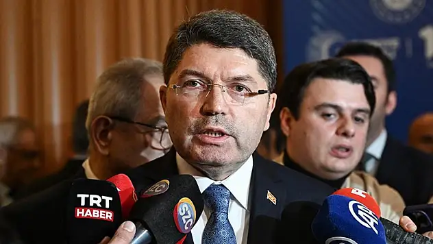 Adalet Bakanı Tunç, seçim yasaklarına dikkat çekti