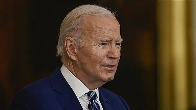 New York Times'tan Biden'a seçim çağrısı