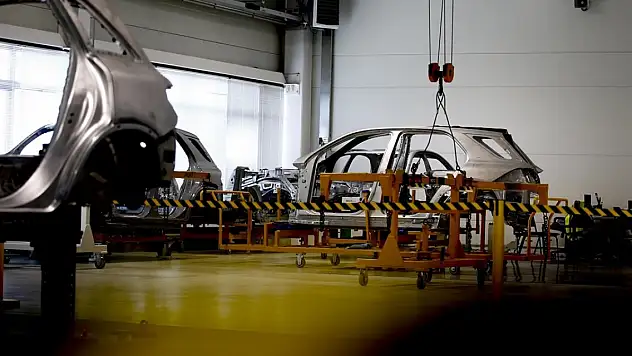 İhracatın lideri otomotiv, büyüme şampiyonu savunma sanayii oldu