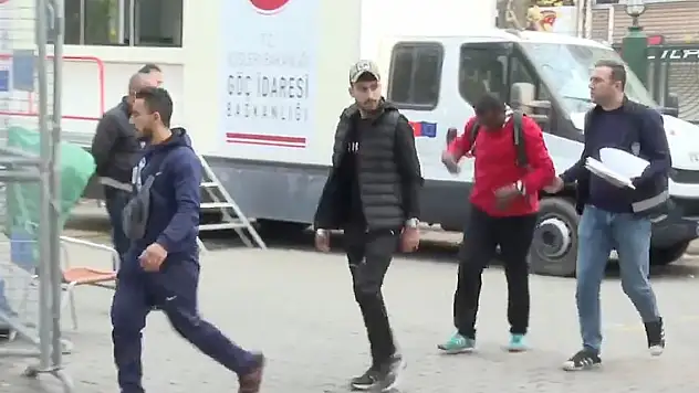 Son dakika! Bakan Yerlikaya:  2 bin 155 kişi yakalandı