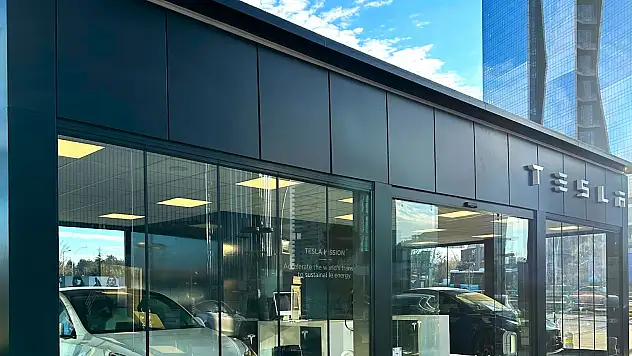 Tesla Türkiye'de ilk fiziksel mağazasını açtı!