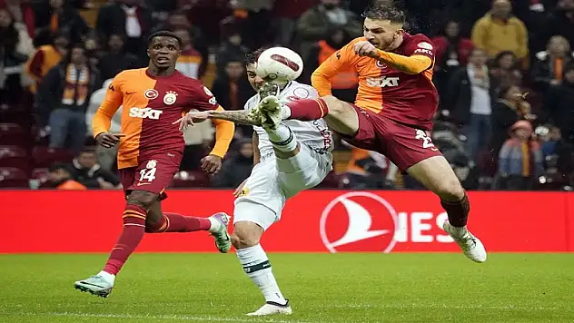 Galatasaray-Konyaspor, Çirkin tezahürattan sevk!