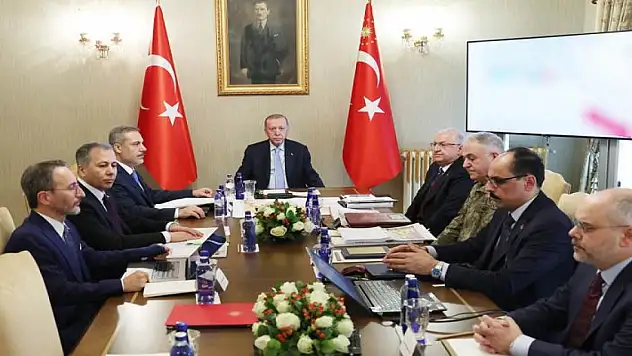 Son Dakika! Cumhurbaşkanı Erdoğan başkanlığında güvenlik toplantısı
