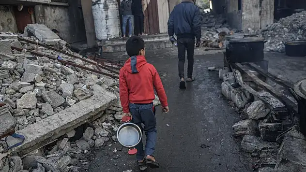 Gazze'de 800 bin kişinin hayatı açlık ve susuzluk nedeniyle tehlikede