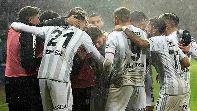 Beşiktaş, evinde Karagümrük'ü yıktı
