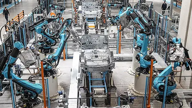 Otomotiv üretimi 2023'te 1,5 milyona dayandı