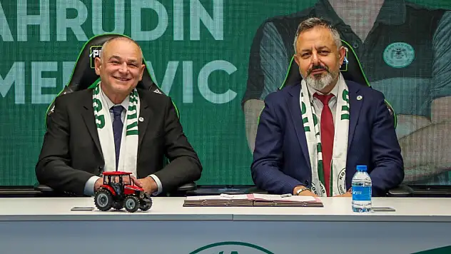 Konyaspor'da Ömerovic imzayı attı!
