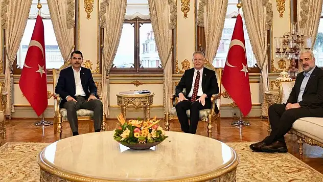 AK Parti'nin İBB Başkan adayı Kurum'dan İstanbul Valisi Gül'e ziyaret