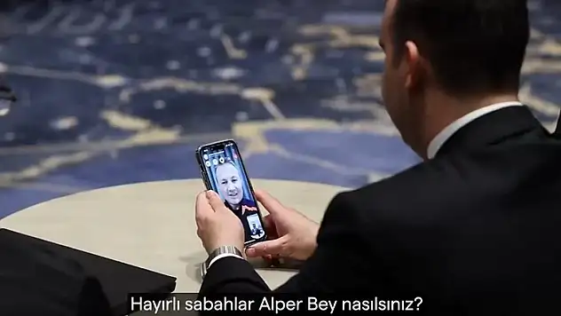Bakan Kacır, ilk Türk astronot Alper Gezeravcı ile telefonla görüştü