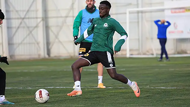 Konyaspor'da Boateng formayı istiyor!