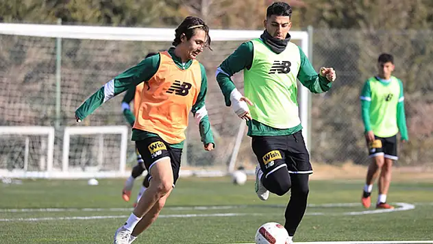 Konyaspor'dan Antalya mesaisi
