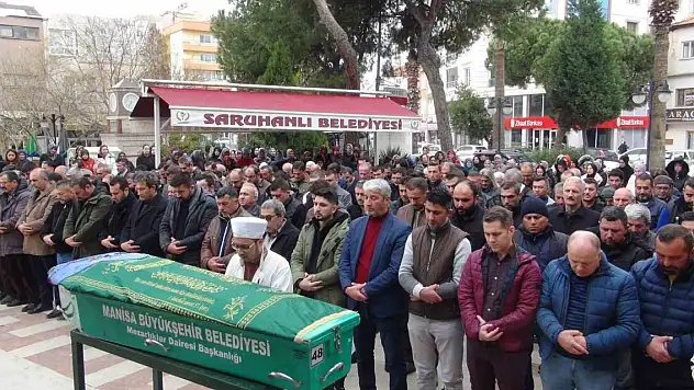 Gözyaşları sel oldu... Eski erkek arkadaşı kurbanı genç kız toprağa verildi