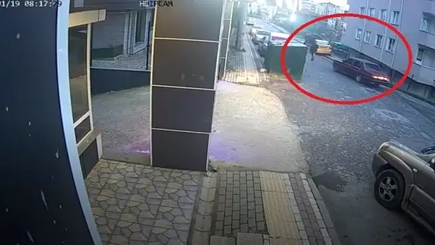 İşe gitmek için otomobiline bindi, dehşeti yaşadı