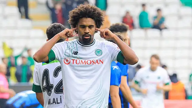 Konyasporlu Paz'ın dönüşü uzadı!