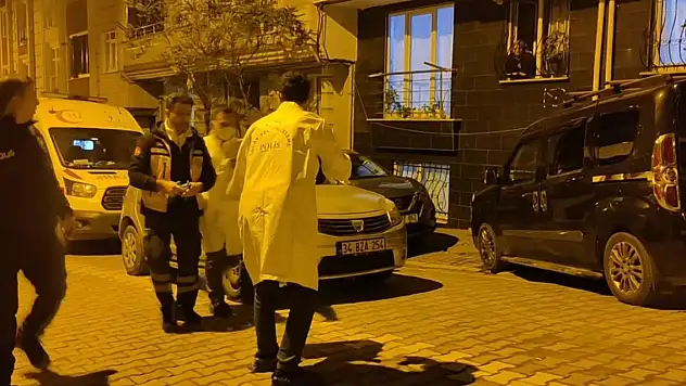 Eski eşini bıçaklayan koca yaşamına son verdi