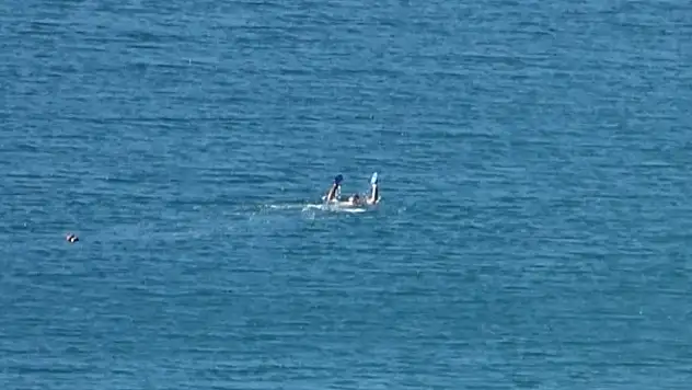 Onu görenler boğuldu sanıp, polisi arıyor! Aslında gerçek...