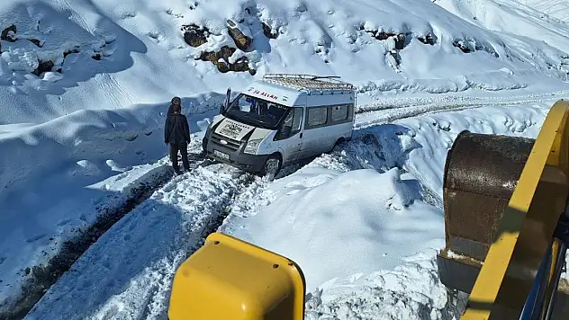 Siirt-Şırnak kara yolu trafiğe açıldı