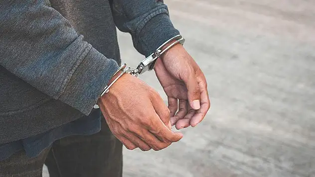 12 ruhsatsız tabanca ele geçirildi