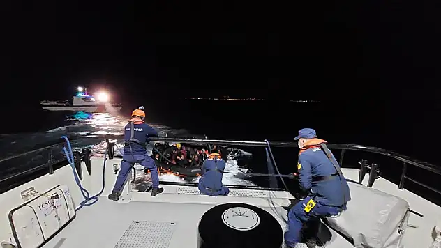 63 düzensiz göçmen yakalandı