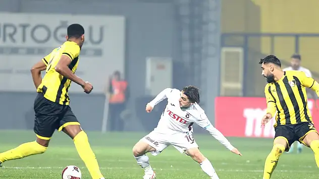 Abdülkadir Ömür, Ada yolcusu