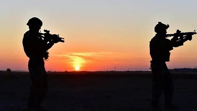 Irak'ın kuzeyinden kaçan 2 terörist teslim oldu