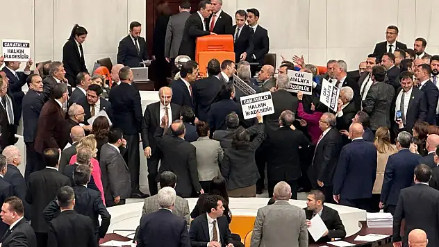 Can Atalay'ın milletvekilliği düşürüldü