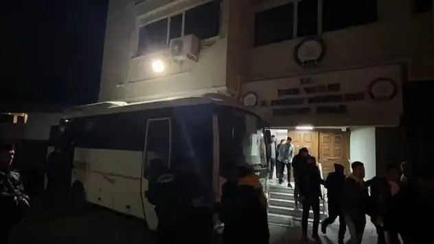 Sahte araç kiralama sitesi şebekesine operasyon: 18 tutuklama