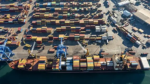 Türkiye'nin 2023 yılı ihracatı 255 milyar 777 milyon dolar oldu