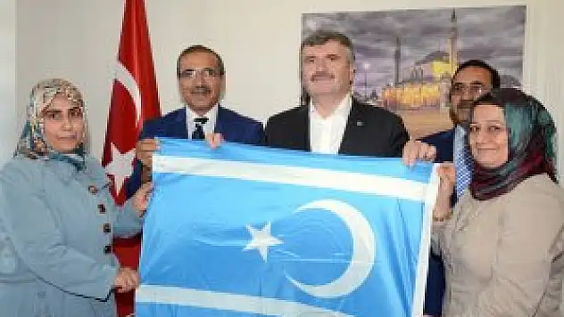 Büyükşehir'den Kuzey Iraklı öğrencilere eğitim desteği